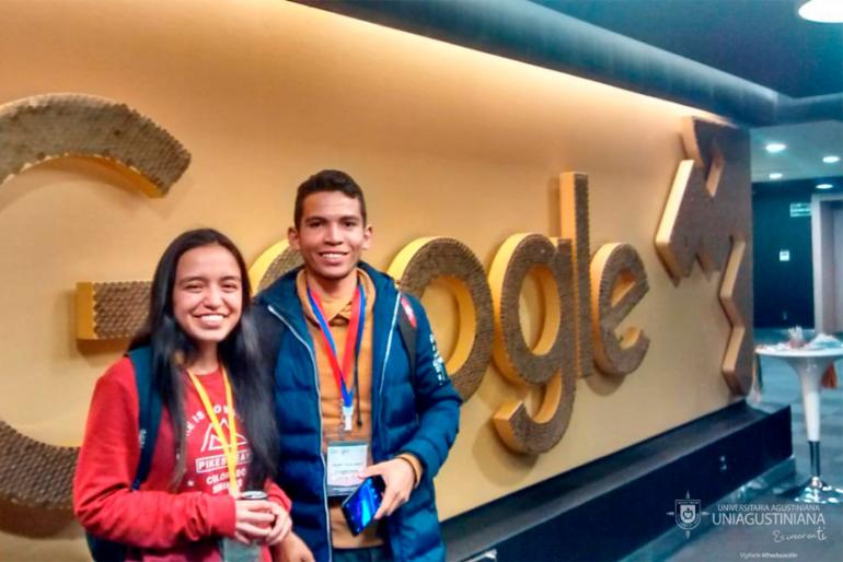 Estudiantes de Desarrollo de Software participan en maratón de programación en Google